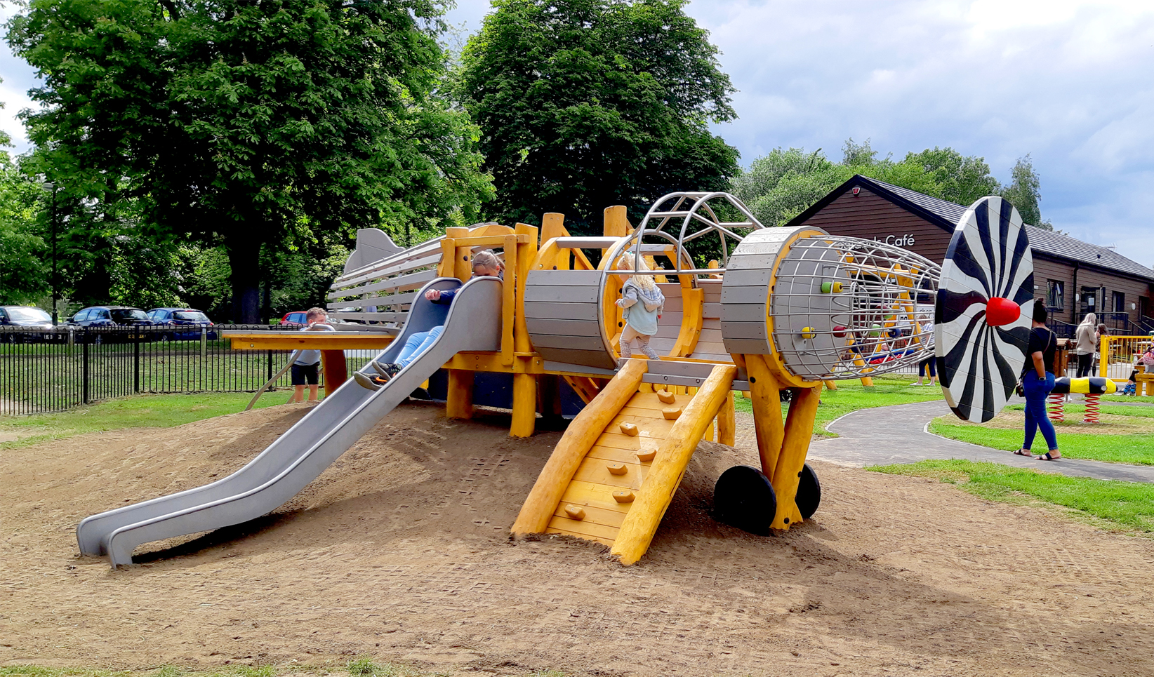 Leavesden Country Park The Children s Playground Company